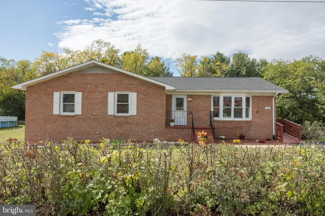 a house view with a garden space