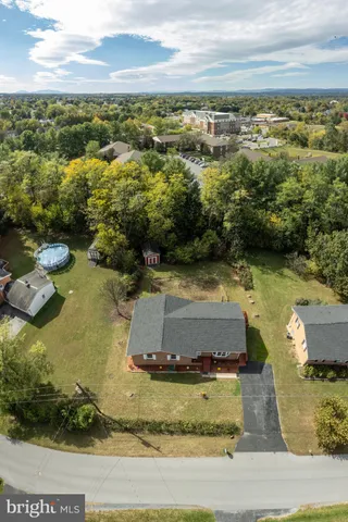 $450,000 | 113 Williamson Road, Winchester, VA 22602