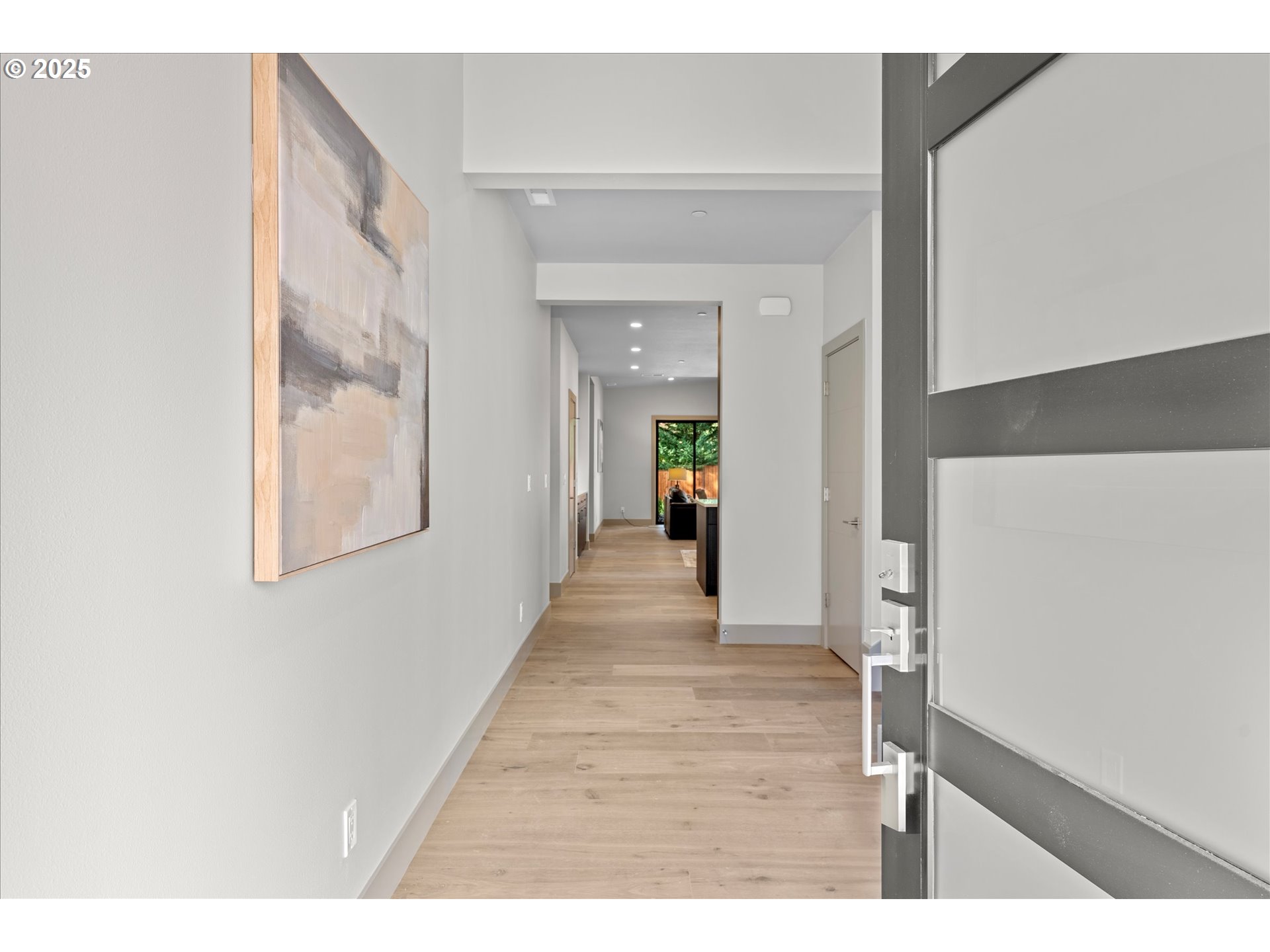 15003 Twin Fir Road Lake Oswego, OR 97035 - Photo 3 of 42 a view interior of the house and livingroom