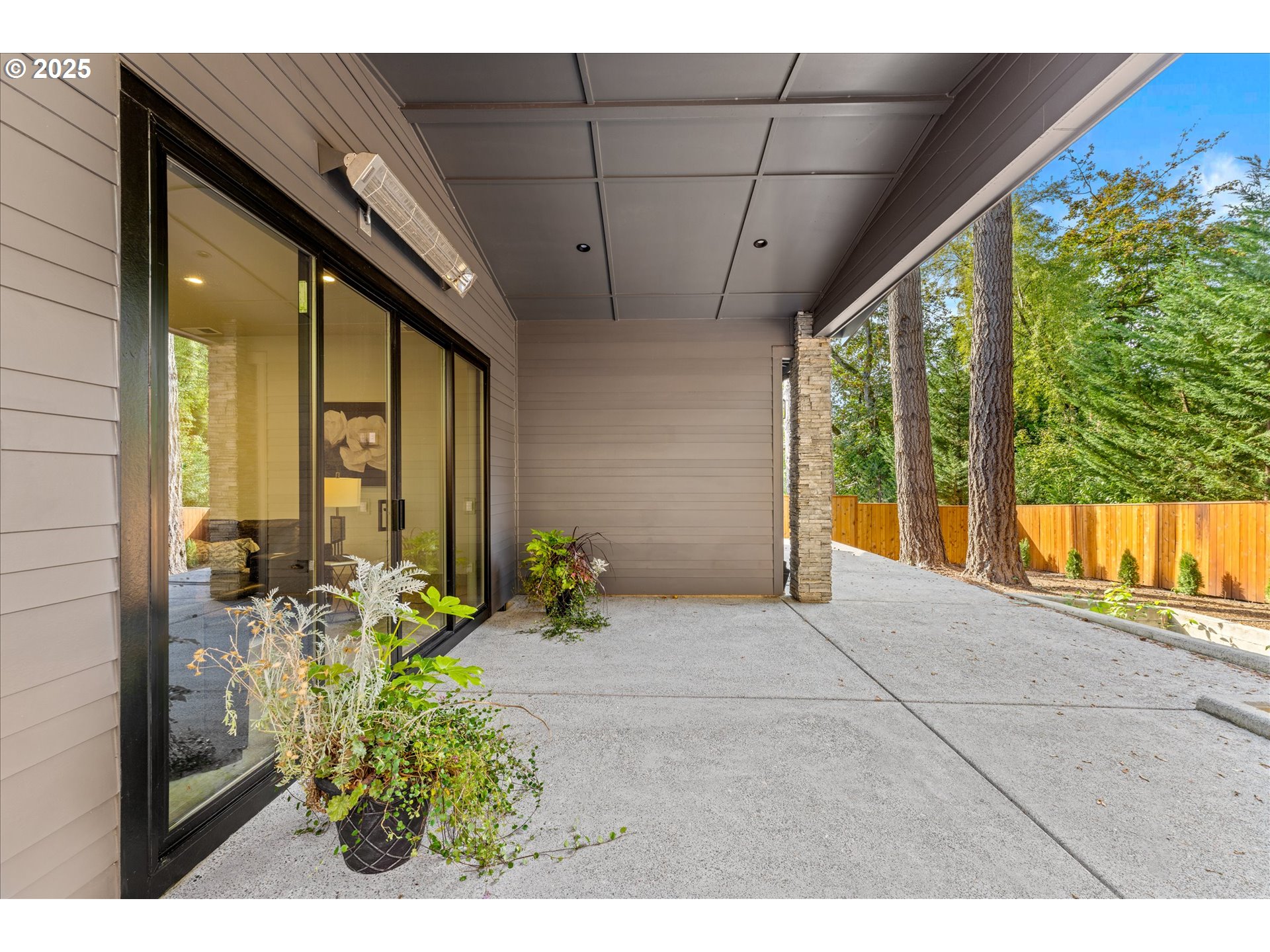 15003 Twin Fir Road Lake Oswego, OR 97035 - Photo 36 of 42 a view of an entryway