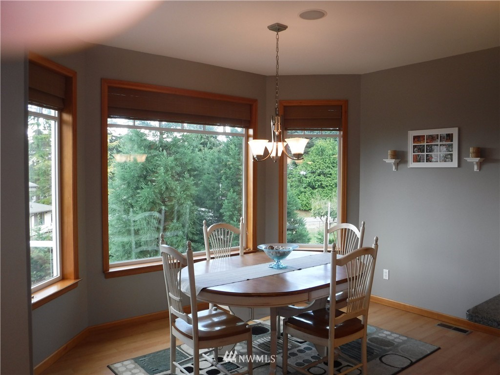 11375 Southeast Sedgwick Road Port Orchard, WA 98366 - Photo 11 of 25 Gallery Image 11