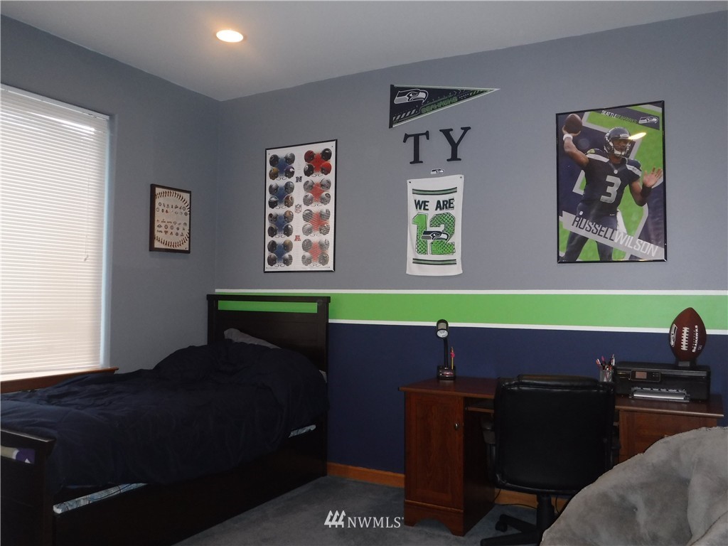 11375 Southeast Sedgwick Road Port Orchard, WA 98366 - Photo 14 of 25 Gallery Image 14