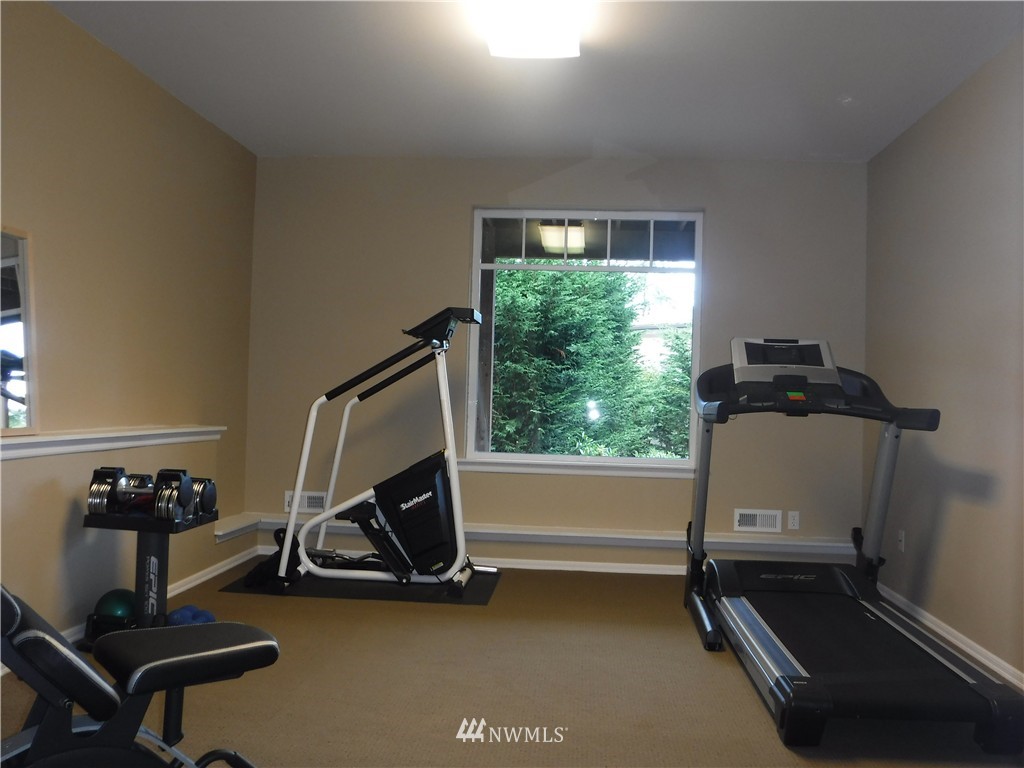 11375 Southeast Sedgwick Road Port Orchard, WA 98366 - Photo 20 of 25 Gallery Image 20