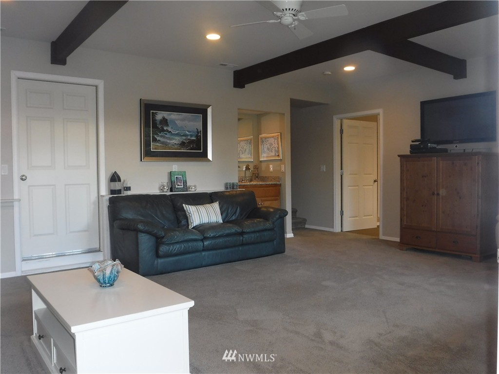 11375 Southeast Sedgwick Road Port Orchard, WA 98366 - Photo 22 of 25 Gallery Image 22