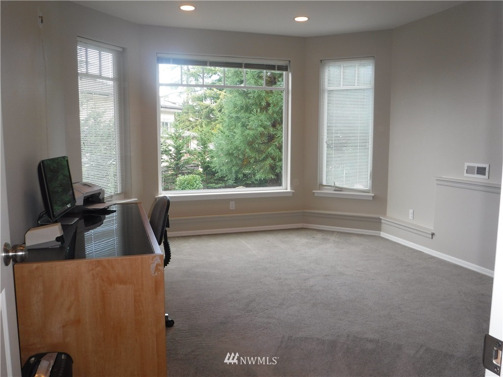 11375 Southeast Sedgwick Road Port Orchard, WA 98366 - Photo 23 of 25 Gallery Image 23