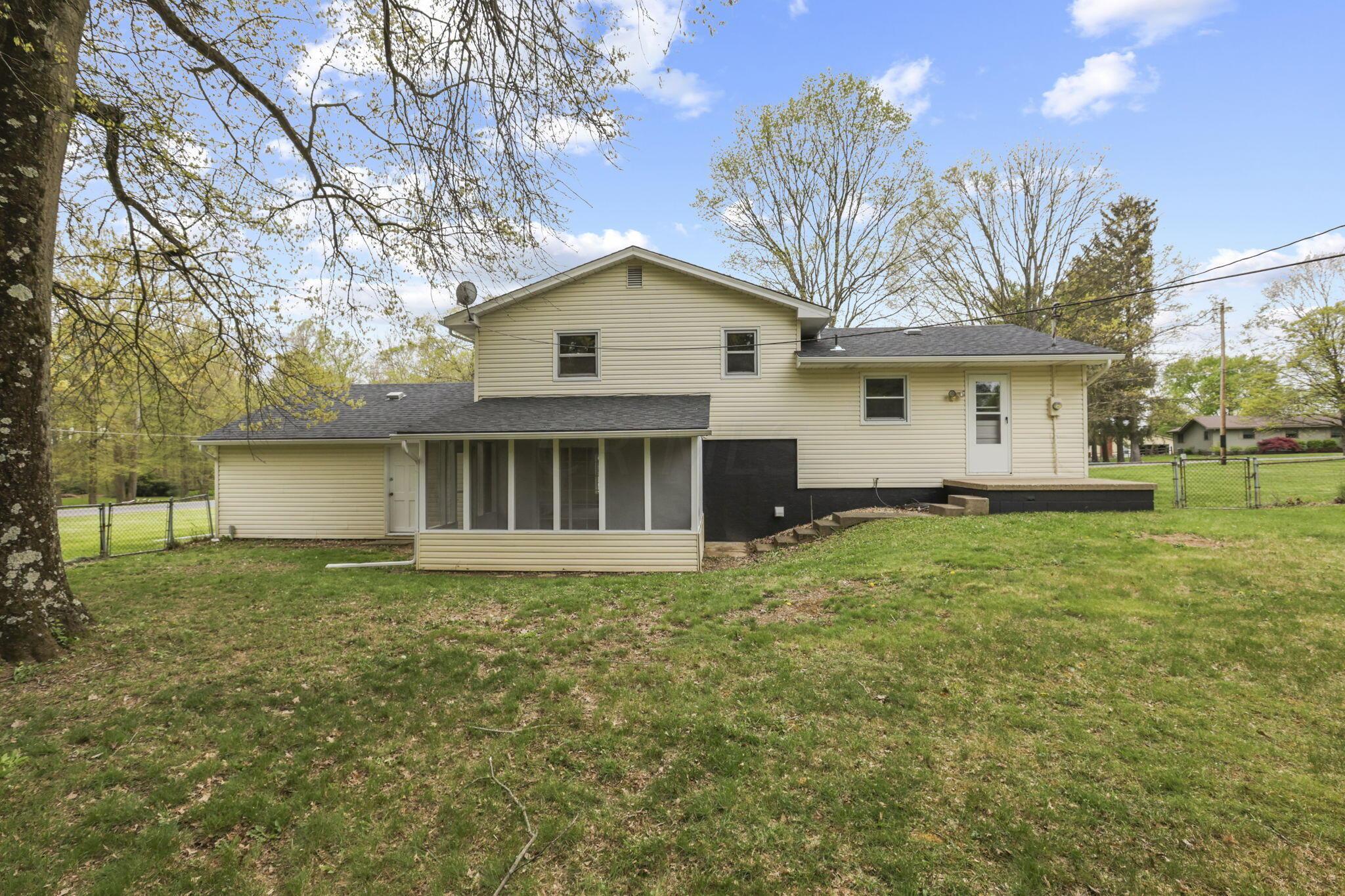 3810 Brook Road Northwest Lancaster, OH 43130 - Photo 9 of 54 45-web-or-mls-0V3A8844