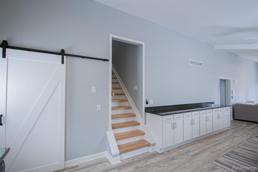 46543 Dequindre Road Rochester Hills, MI 48307 - Photo 23 of 31