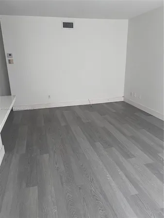 $290,000 | Flamingo-Lummus, Miami Beach, FL 33139