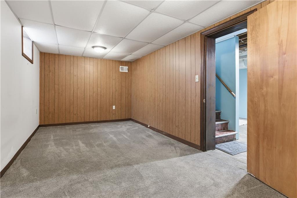 969 4th Street Baden, PA 15005 - Photo 23 of 28 an empty room with closet