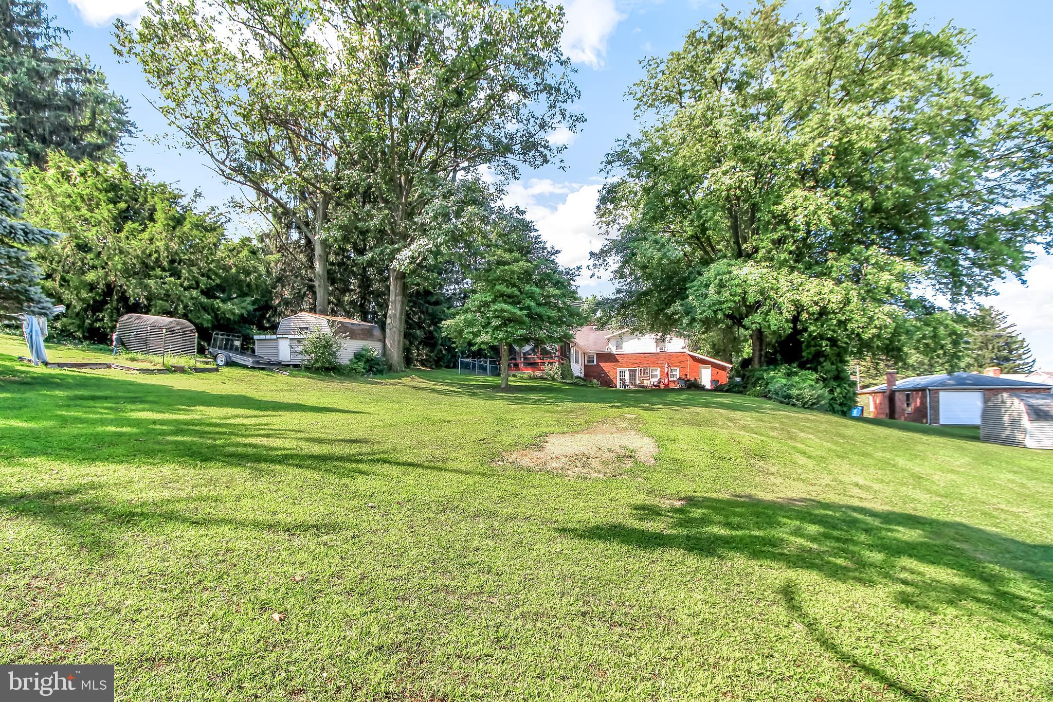 633 Locust Grove Road York, PA 17402 - Photo 16 of 58 Gallery Image 16