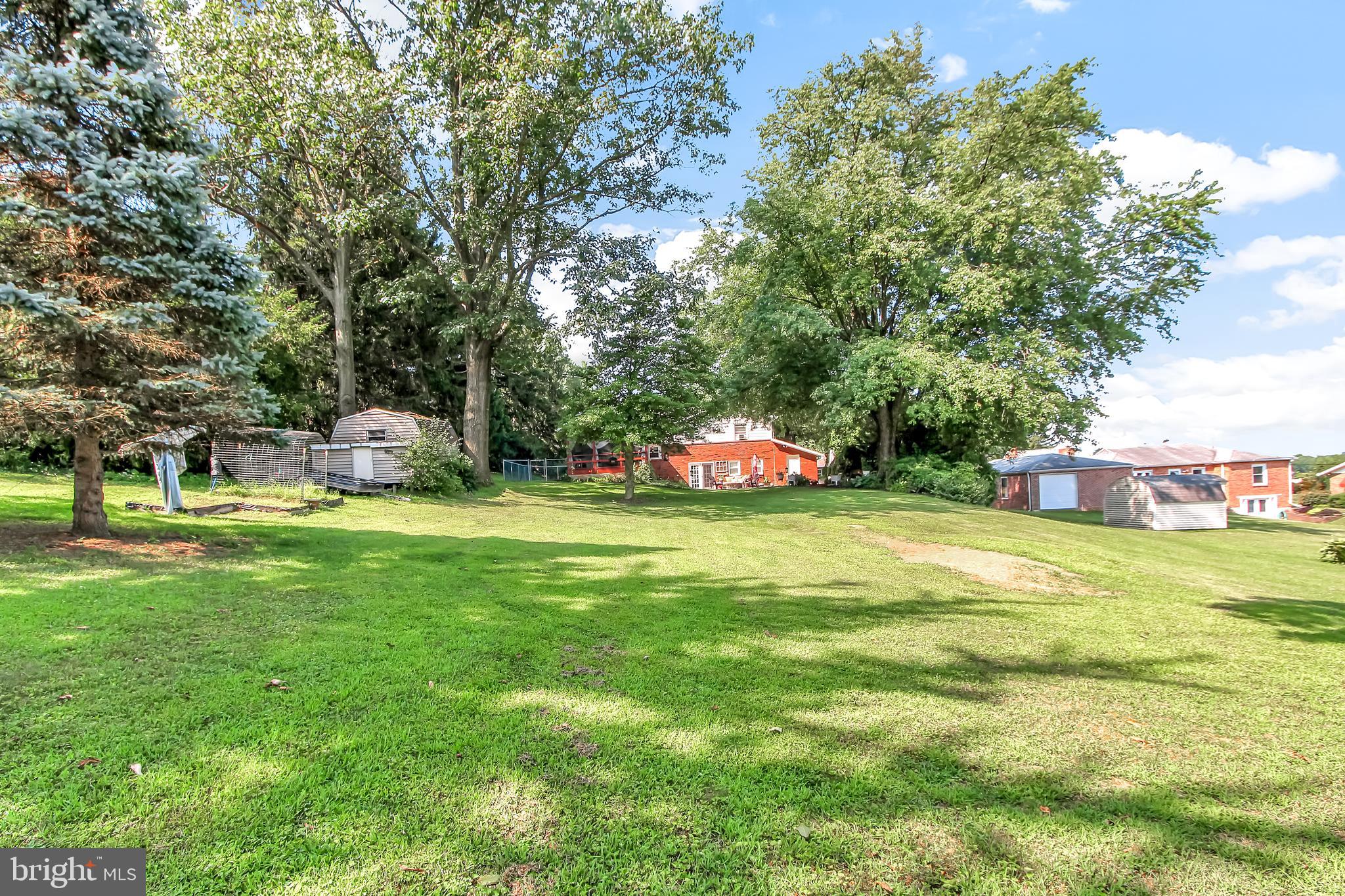 633 Locust Grove Road York, PA 17402 - Photo 47 of 58 Gallery Image 47