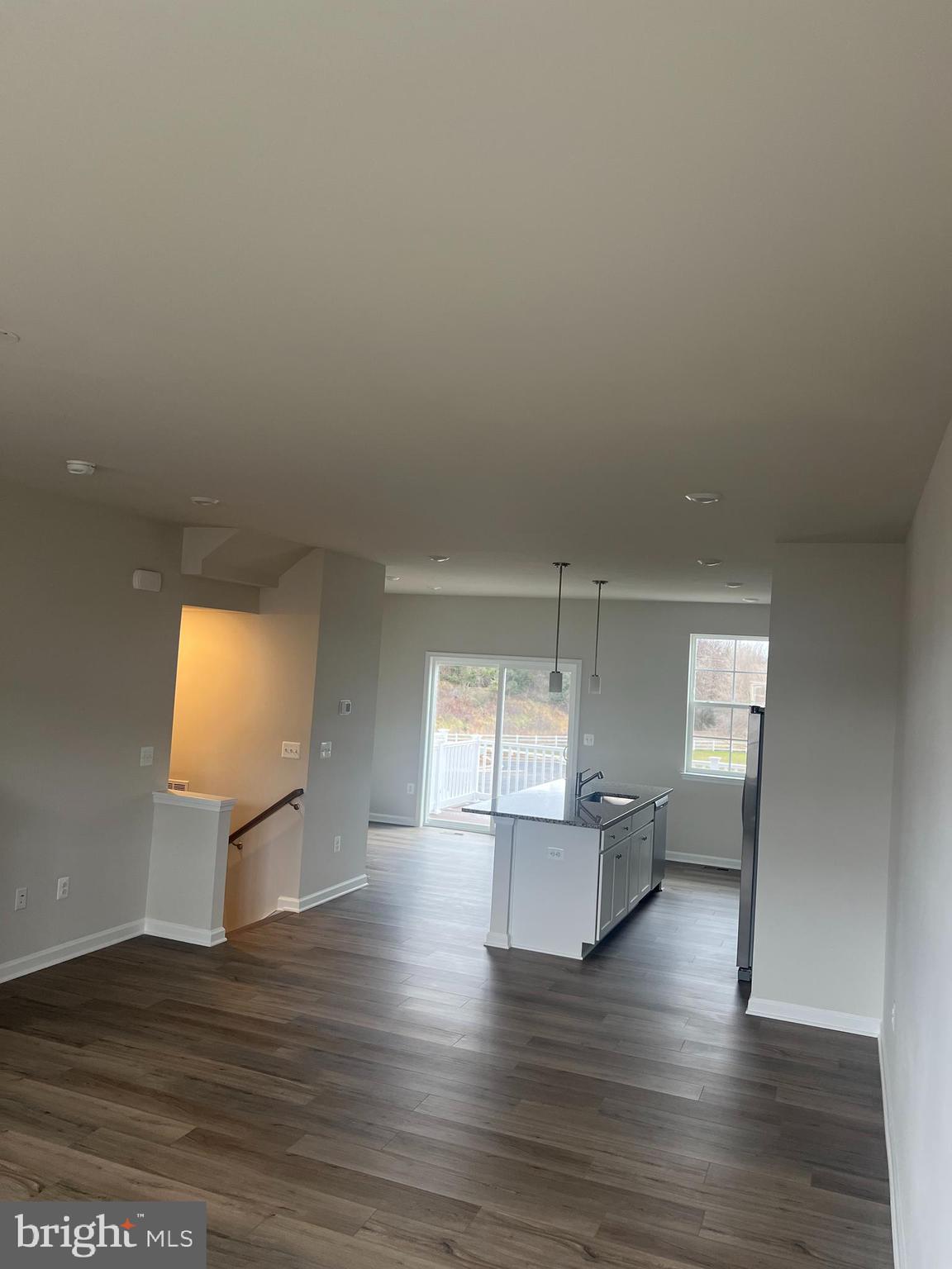 11 Gray Silver Road Inwood, WV 25428 - Photo 8 of 27