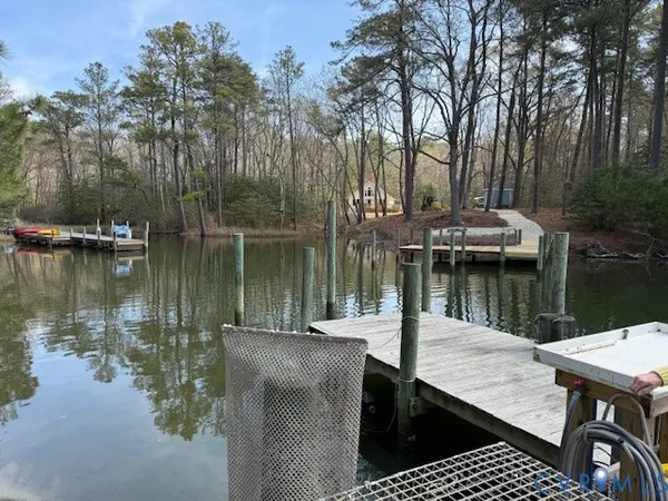 $569,900 | 193 Deep Water Lane, Reedville, VA 22539
