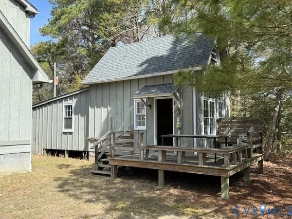 $569,900 | 193 Deep Water Lane, Reedville, VA 22539