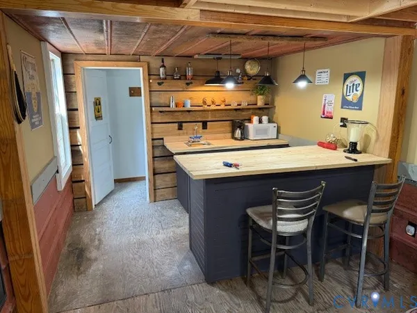 $569,900 | 193 Deep Water Lane, Reedville, VA 22539