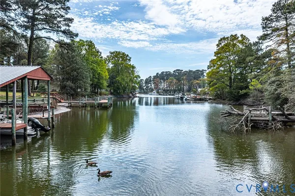 $569,900 | 193 Deep Water Lane, Reedville, VA 22539