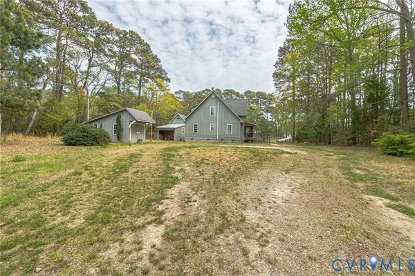 $569,900 | 193 Deep Water Lane, Reedville, VA 22539