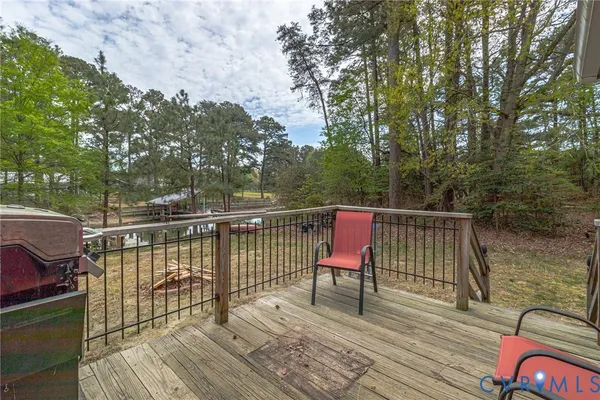 $569,900 | 193 Deep Water Lane, Reedville, VA 22539
