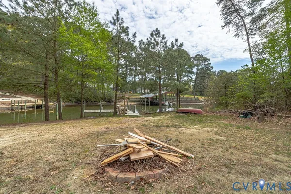 $569,900 | 193 Deep Water Lane, Reedville, VA 22539