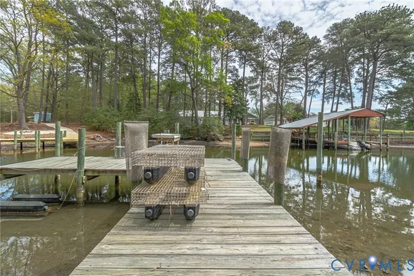 $569,900 | 193 Deep Water Lane, Reedville, VA 22539
