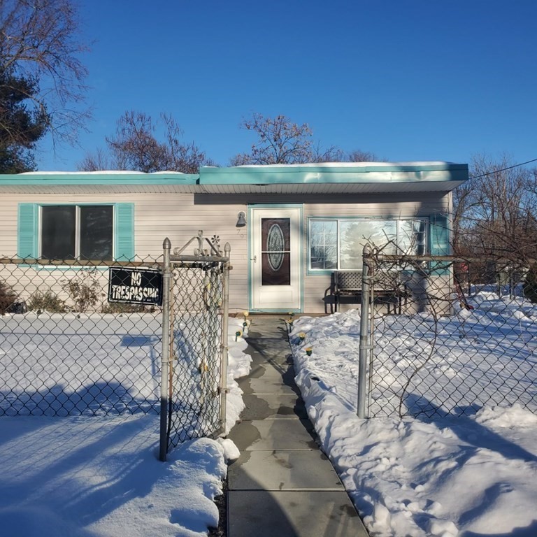 79 Tavistock Street Springfield, MA 01119 - Photo 1 of 9