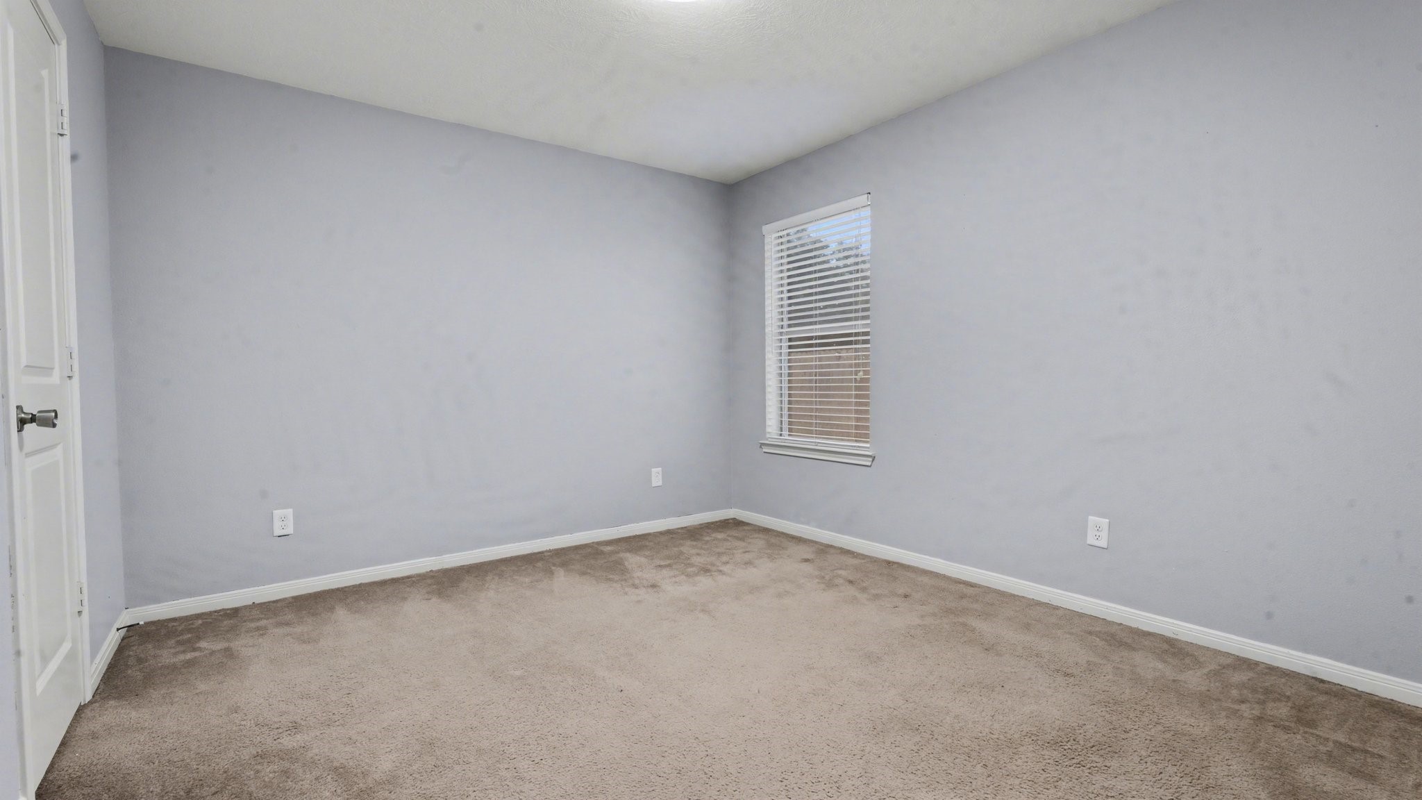 210 Milo Street Dayton, TX 77535 - Photo 16 of 24 2nd of 3 spare bedrooms w/ walk in closet