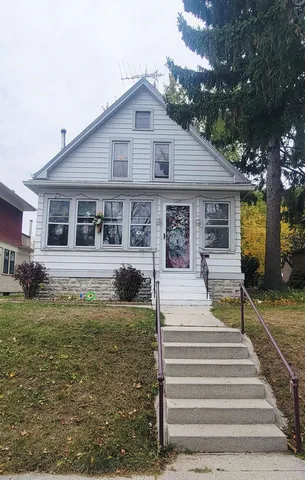 $254,900 | 2020 North 7th Street, Sheboygan, WI 53081