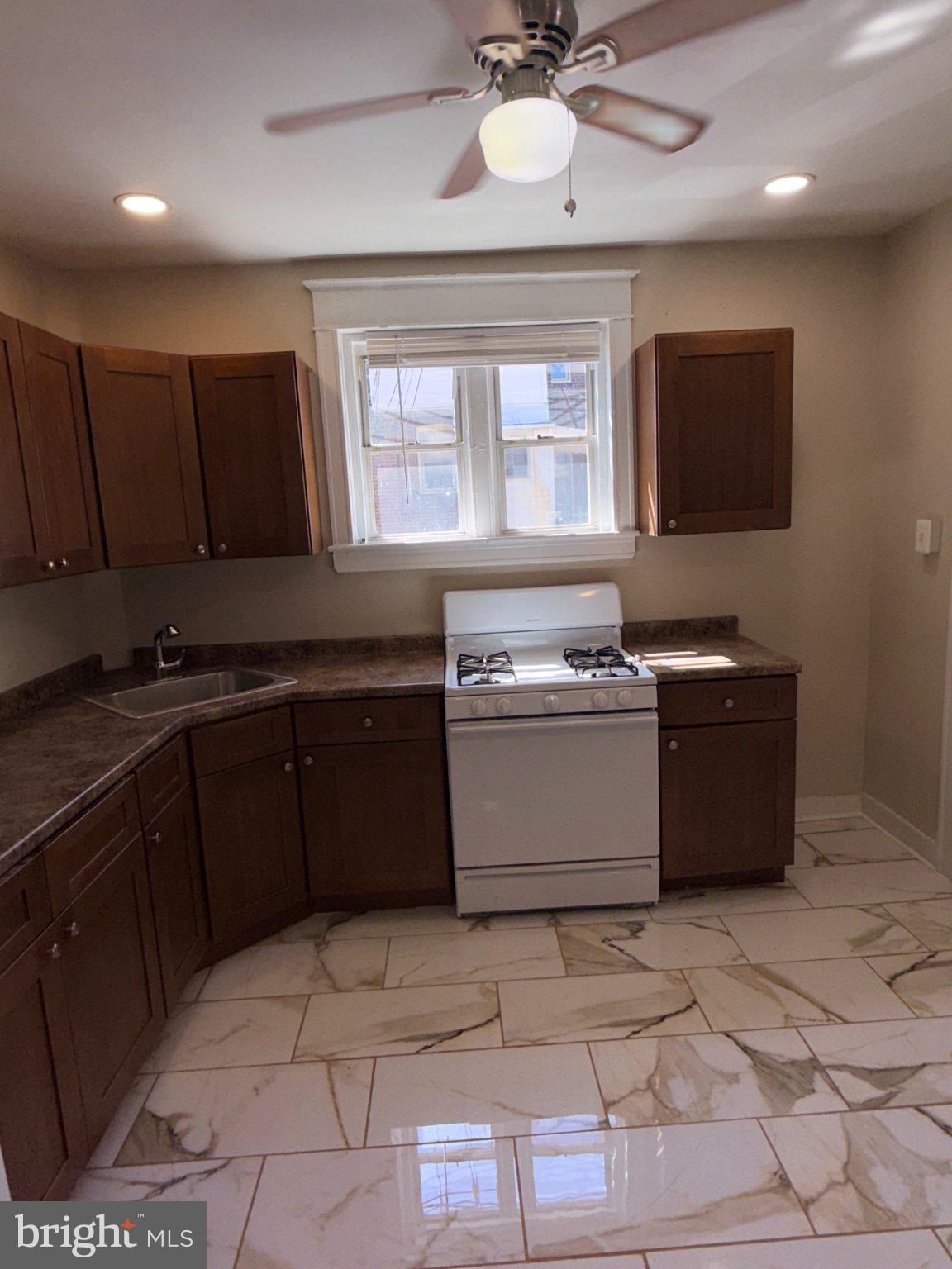 5842 Brush Road Philadelphia, PA 19138 - Photo 14 of 26 Gallery Image 14