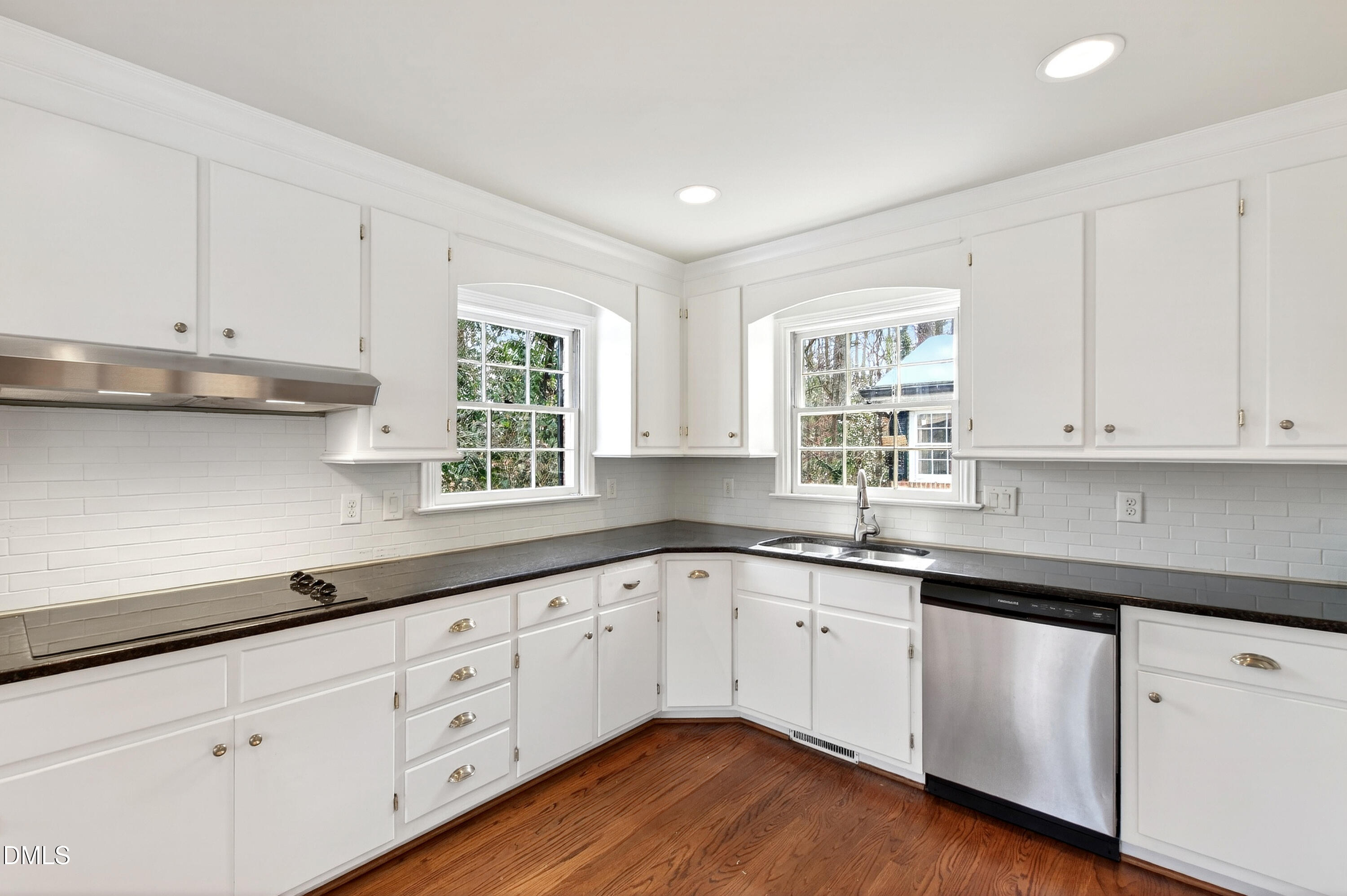 3620 Alamance Drive Raleigh, NC 27609 - Photo 18 of 66 Alamance (21)