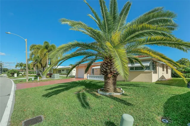 $340,000 | 4904 Mainland Drive, Tamarac, FL 33319