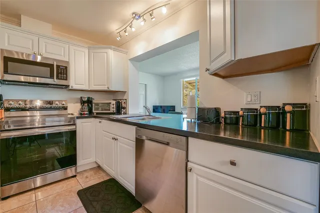 $340,000 | 4904 Mainland Drive, Tamarac, FL 33319