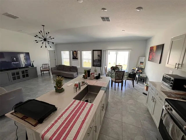 $2,000 | 1406 Deepwater Circle, Eagle Lake, FL 33839