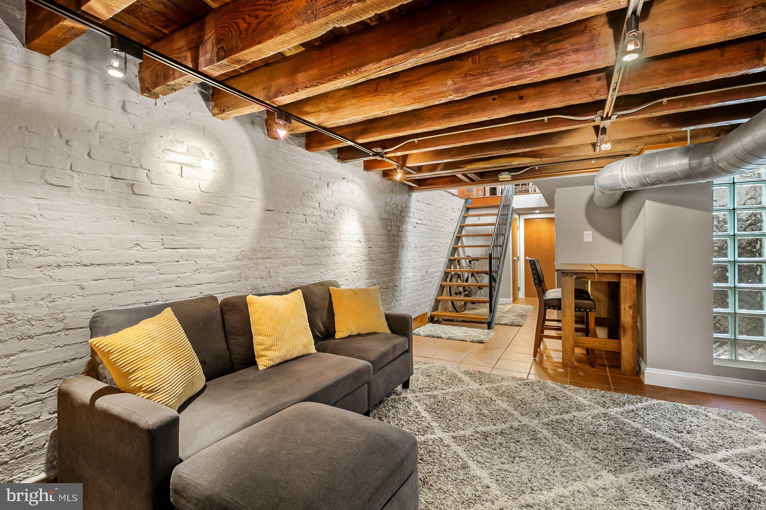 1243 Riverside Avenue Baltimore, MD 21230 - Photo 18 of 81 finished lower level