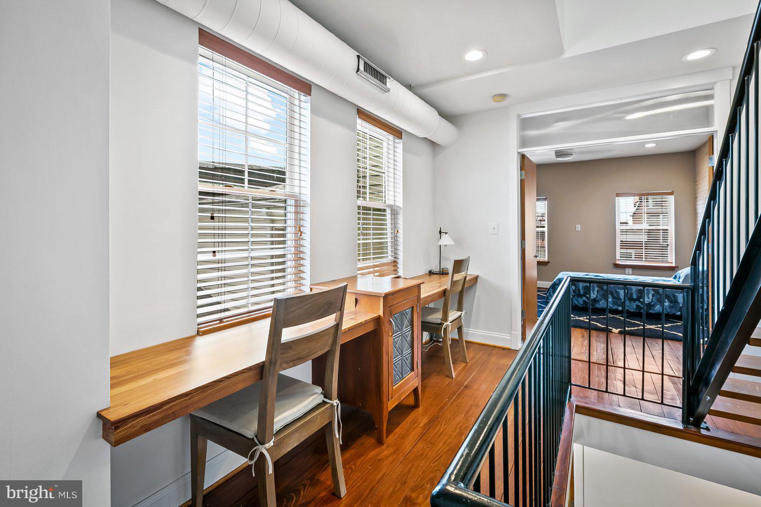 1243 Riverside Avenue Baltimore, MD 21230 - Photo 30 of 81 3rd floor work space/hallway