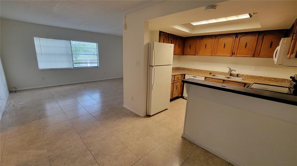 1902 Honour Road, Unit 22 Orlando, FL 32839 - Photo 5 of 27
