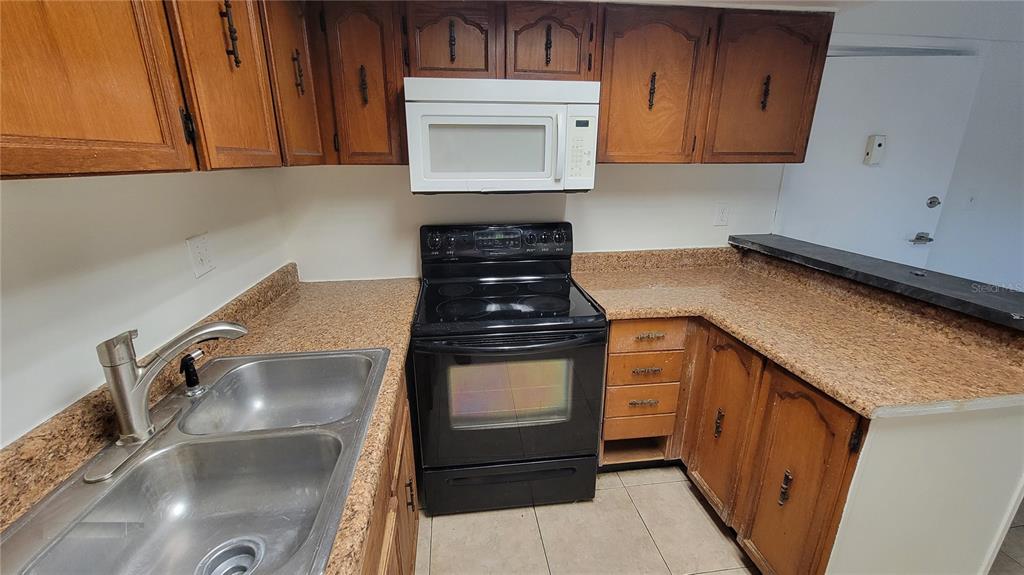 1902 Honour Road, Unit 22 Orlando, FL 32839 - Photo 6 of 27