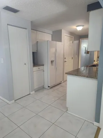 $2,000 | 901 Peninsula Road, Tarpon Springs, FL 34689