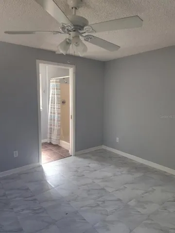 $2,000 | 901 Peninsula Road, Tarpon Springs, FL 34689