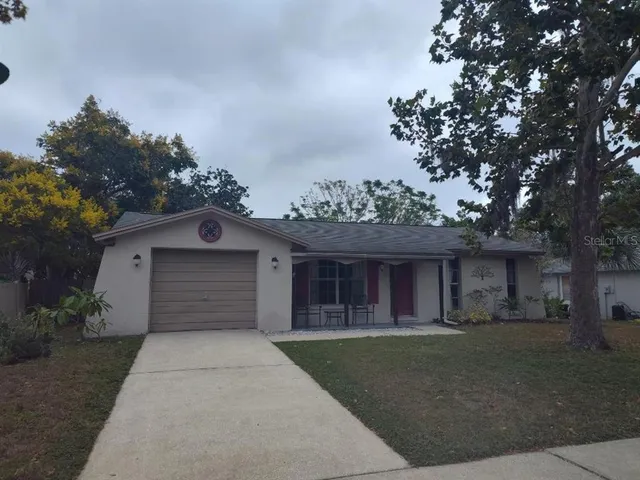 $2,000 | 901 Peninsula Road, Tarpon Springs, FL 34689