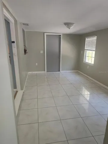 $2,000 | 901 Peninsula Road, Tarpon Springs, FL 34689