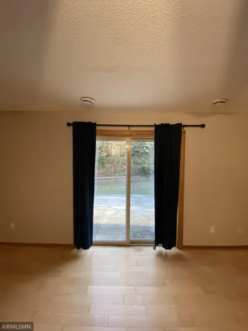 $3,250 | 3572 Bailey Ridge Alcove, Woodbury, MN 55125