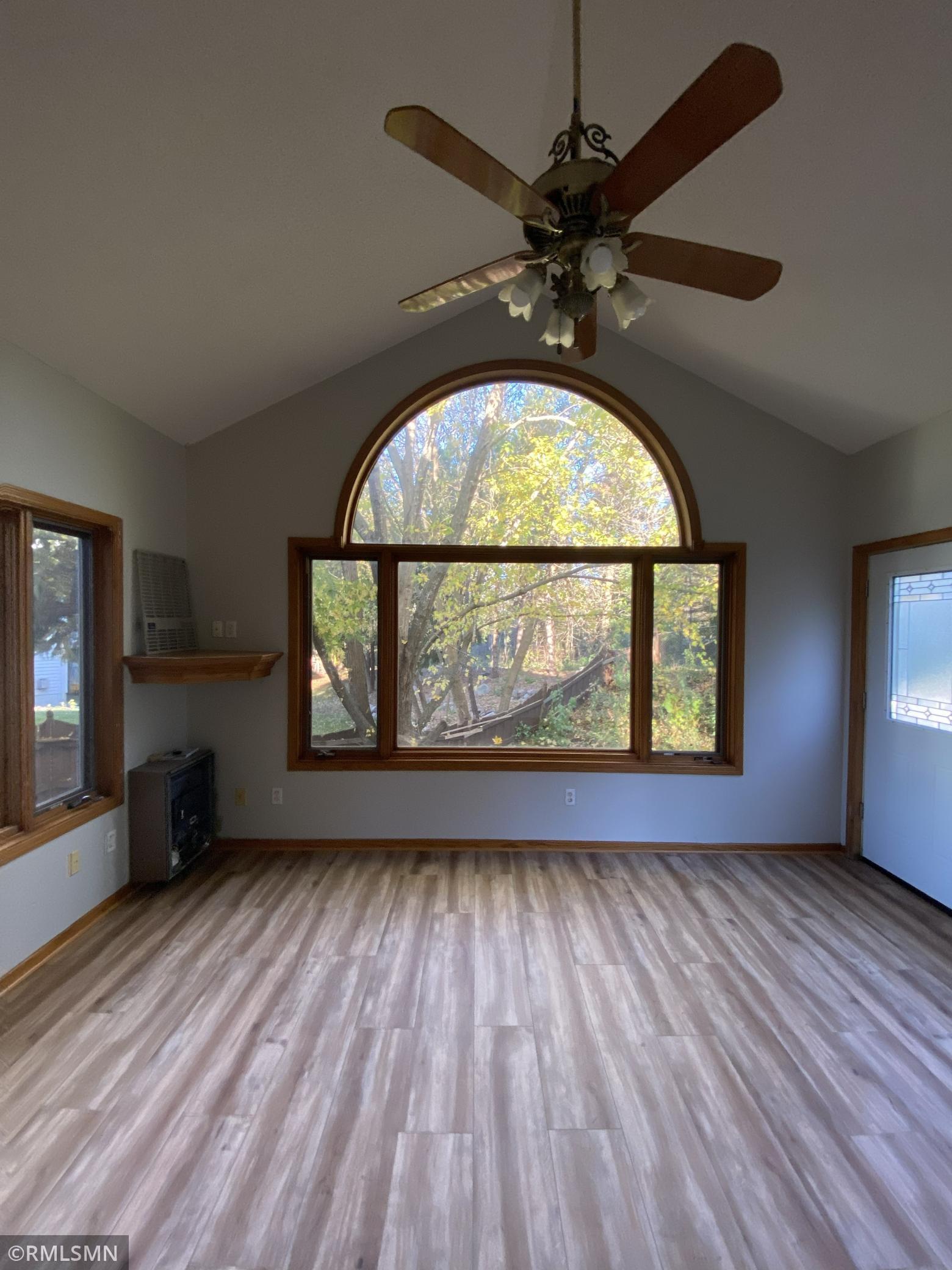 3572 Bailey Ridge Alcove Woodbury, MN 55125 - Photo 2 of 33