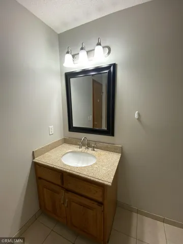 $3,250 | 3572 Bailey Ridge Alcove, Woodbury, MN 55125