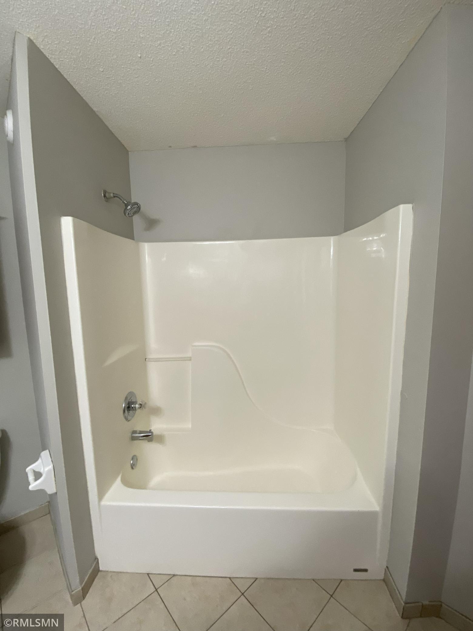 3572 Bailey Ridge Alcove Woodbury, MN 55125 - Photo 9 of 33