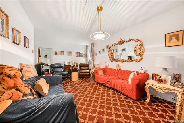 $750,000 | 4116 Wilder Avenue | Wakefield