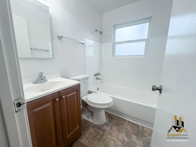 $1,195 | 2319 Empress Street, Unit 3, Sacramento, CA 95815