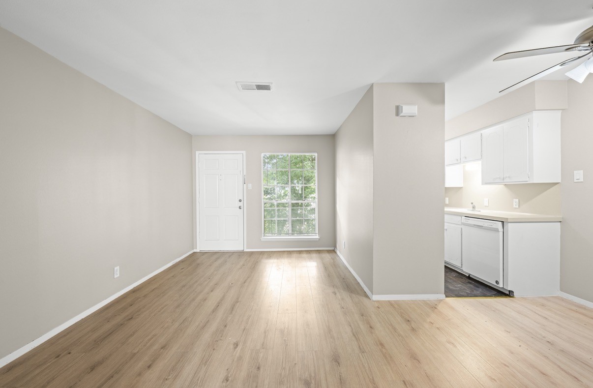 2012 Brun Street, Unit E Houston, TX 77019 - Photo 1 of 14