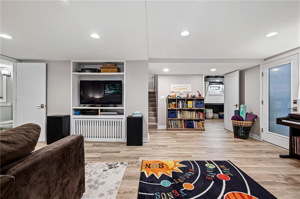 5500 Darlington Road Pittsburgh, PA 15217 - Photo 32 of 45