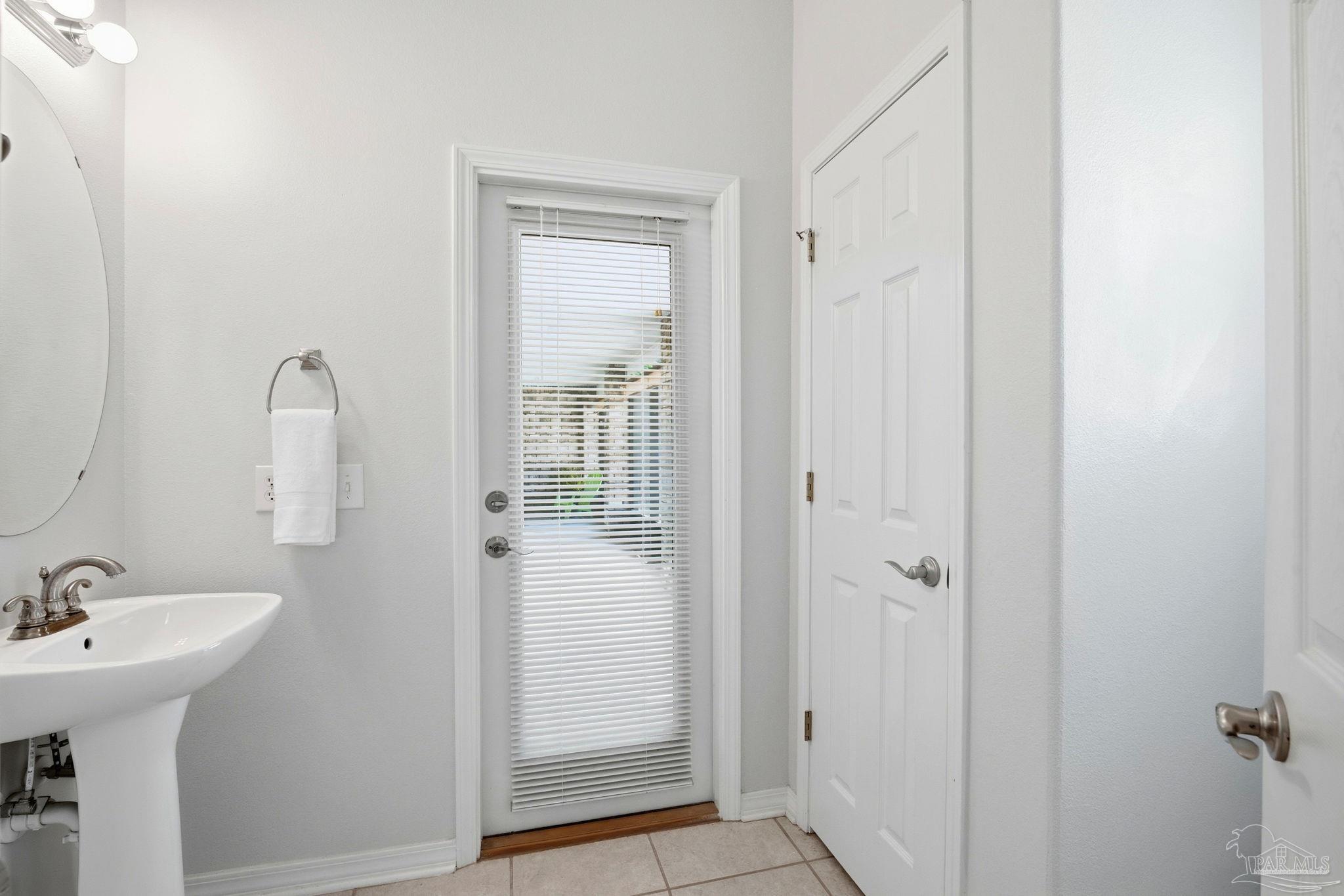 1601 Woodlawn Beach Road Gulf Breeze, FL 32563 - Photo 35 of 53