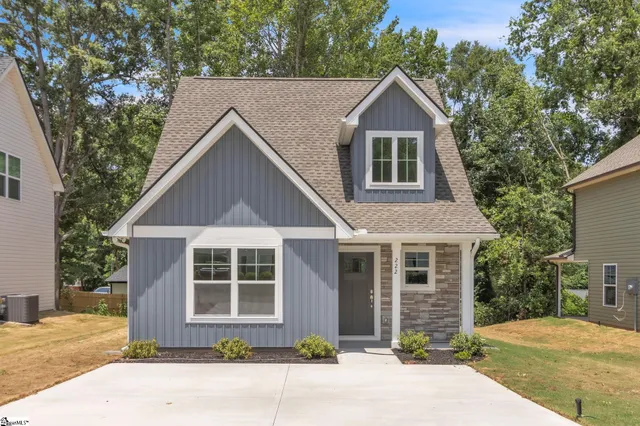 $234,900 | 222 Saluda Street, Belton, SC 29627